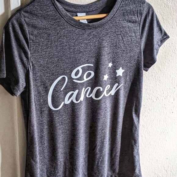 ✨Cancer Zodiac♋ Graphic Soft Blend Tee ✂️HANDCRAFTED! - Picture 6 of 11